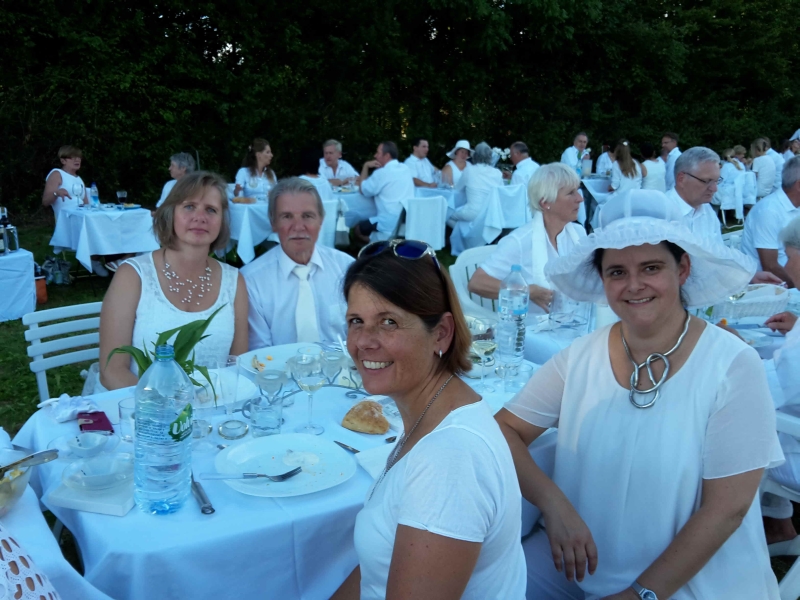 <span style=\"font-size: 11pt; line-height: 115%; font-family: Calibri;\"><span style=\"font-size: 11pt; line-height: 115%; font-family: Calibri;\">Auch Freunde aus München und Nachbargemeinden waren gekommen (F. Probst)</span><span style=\"color: #000000; font-family: Arial,Verdana,Tahoma,Helvetica,sans-serif; font-size: 12px; font-style: normal; font-weight: normal; letter-spacing: normal; text-align: left; text-indent: 0px; text-transform: none; white-space: normal; word-spacing: 0px; background-color: #ffffff; float: none;\"> <span style=\"font-size: 11pt; line-height: 115%; font-family: Calibri;\"><span style=\"font-size: 11pt; line-height: 115%; font-family: Calibri;\">Auch Freunde aus München und Nachbargemeinden waren gekommen (F. Probst)</span><span style=\"color: #000000; font-family: Arial,Verdana,Tahoma,Helvetica,sans-serif; font-size: 12px; font-style: normal; font-weight: normal; letter-spacing: normal; text-align: left; text-indent: 0px; text-transform: none; white-space: normal; word-spacing: 0px; background-color: #ffffff; float: none;\">